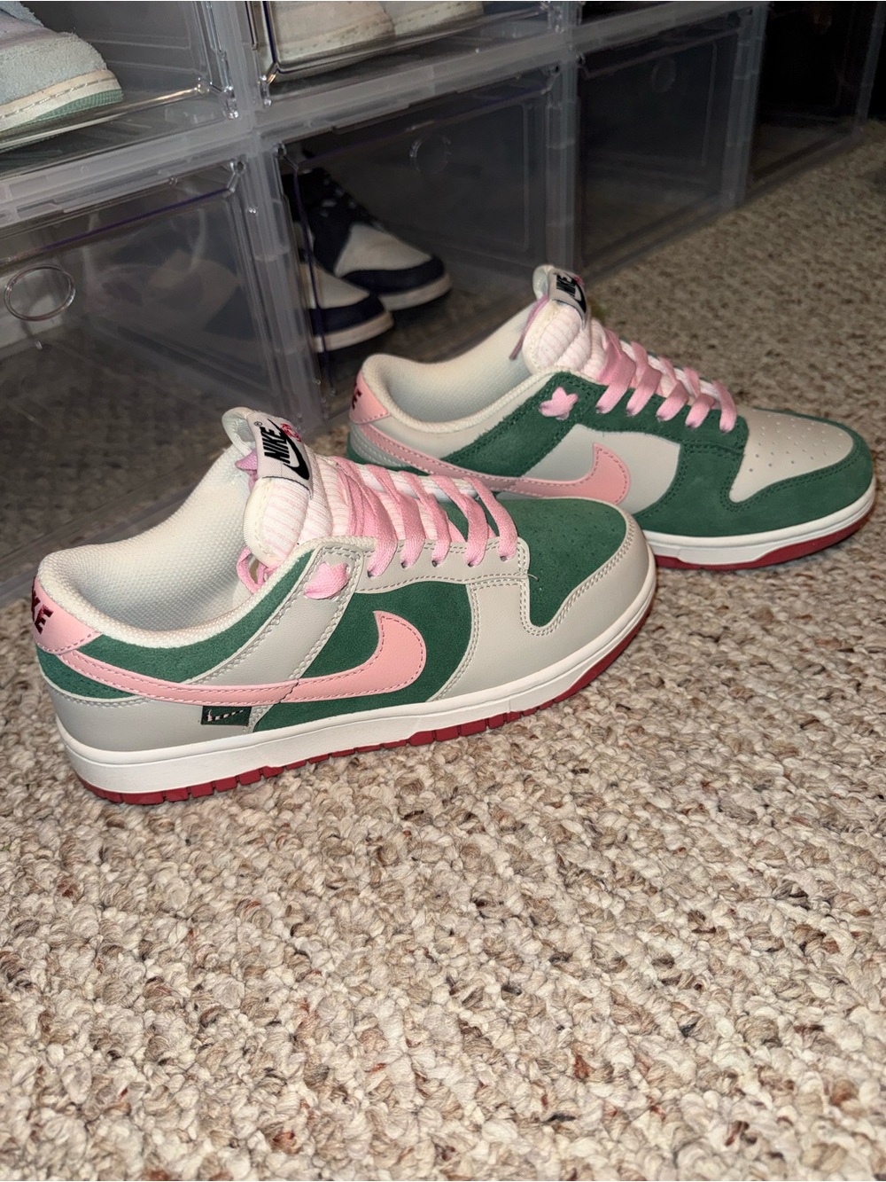 Nike Dunk Low SE “All Petals United”
